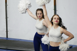 “Им нравится хоккей, им нравится танцевать, они получают здесь бесценный опыт”